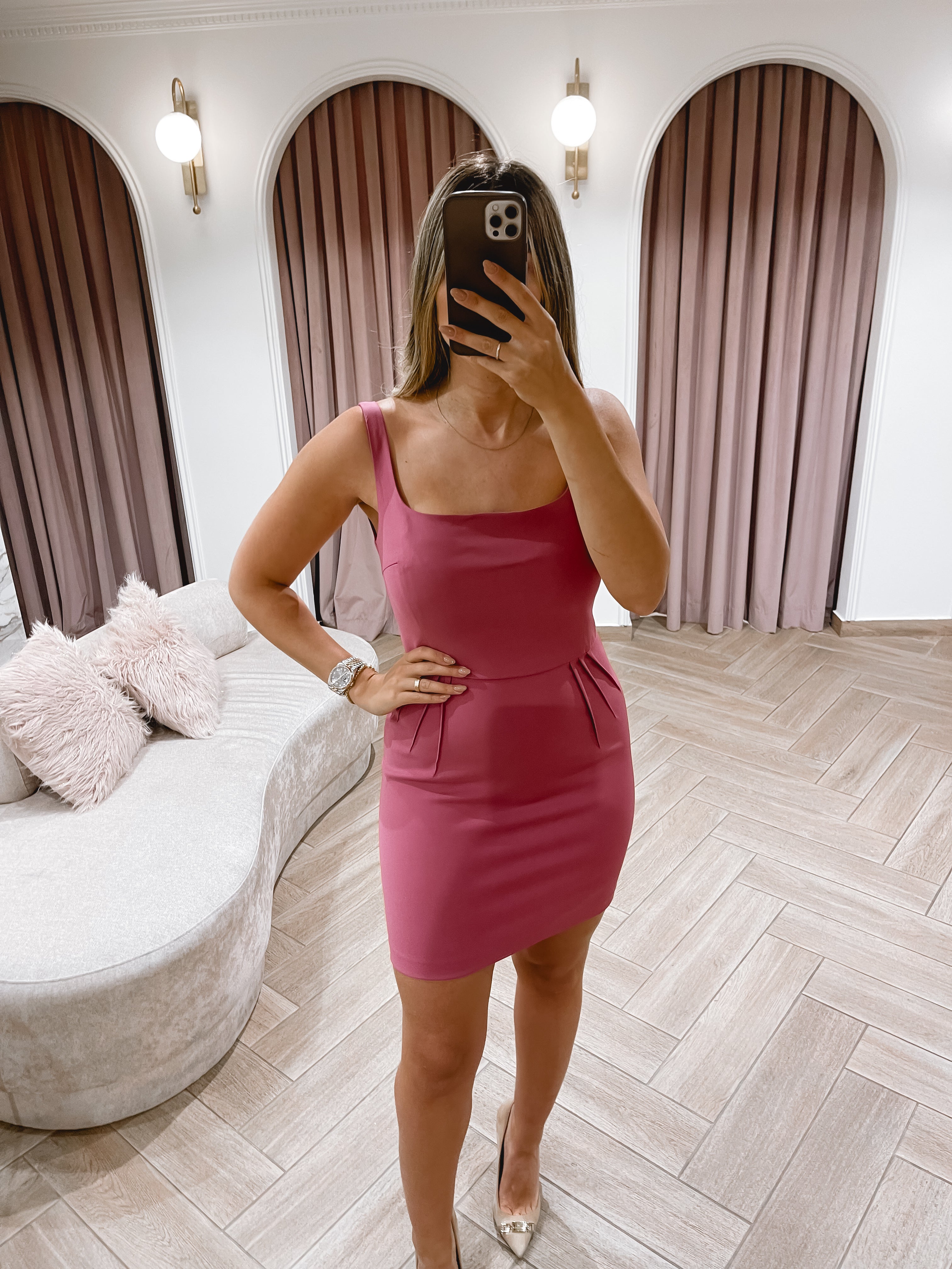 שמלה מרובעת