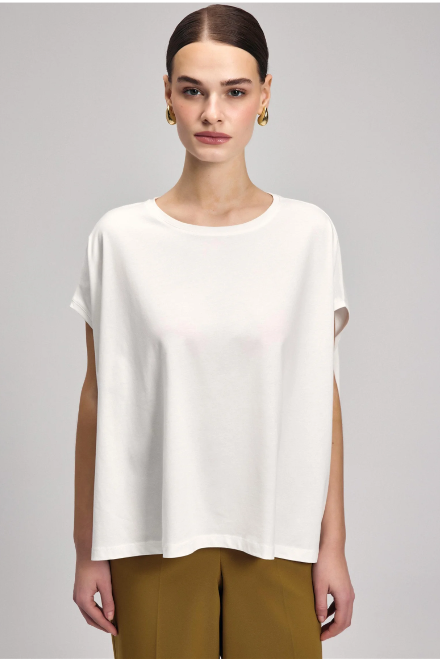 חולצה בייסיק קלאסית