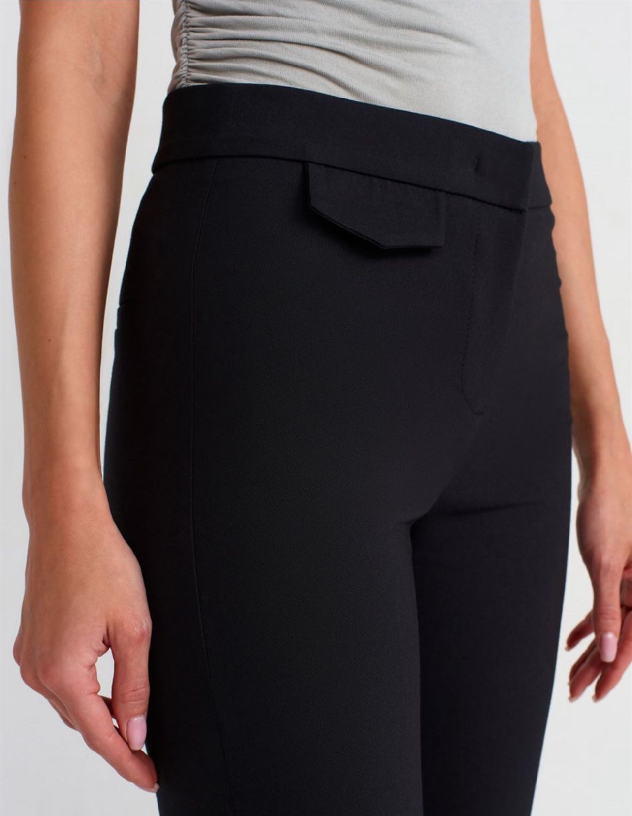 מכנס ישר עם כיס