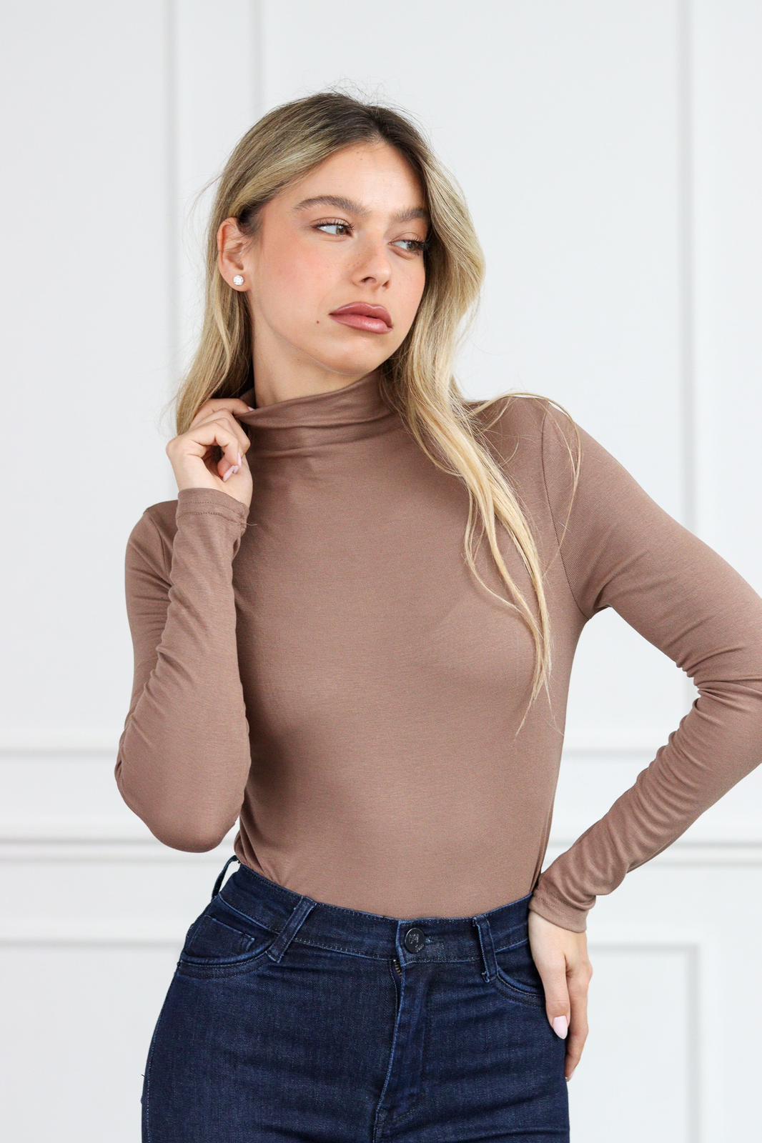 חולצת בייסיק ארוכה