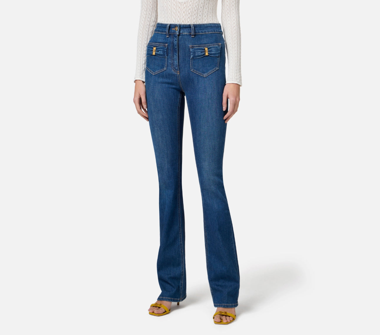 Jeans with small pockets and bow details