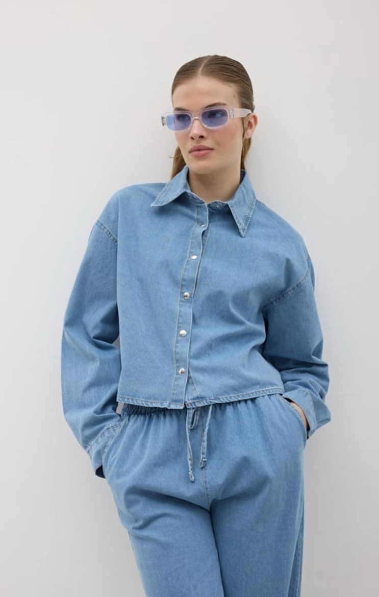 מכופתרת גינס קרופ