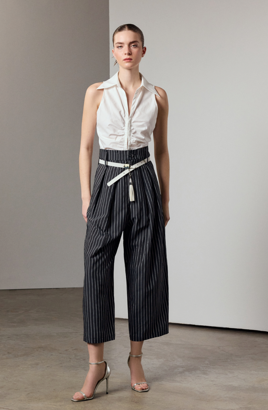 Gathered Sleeveless Shirt Ecru