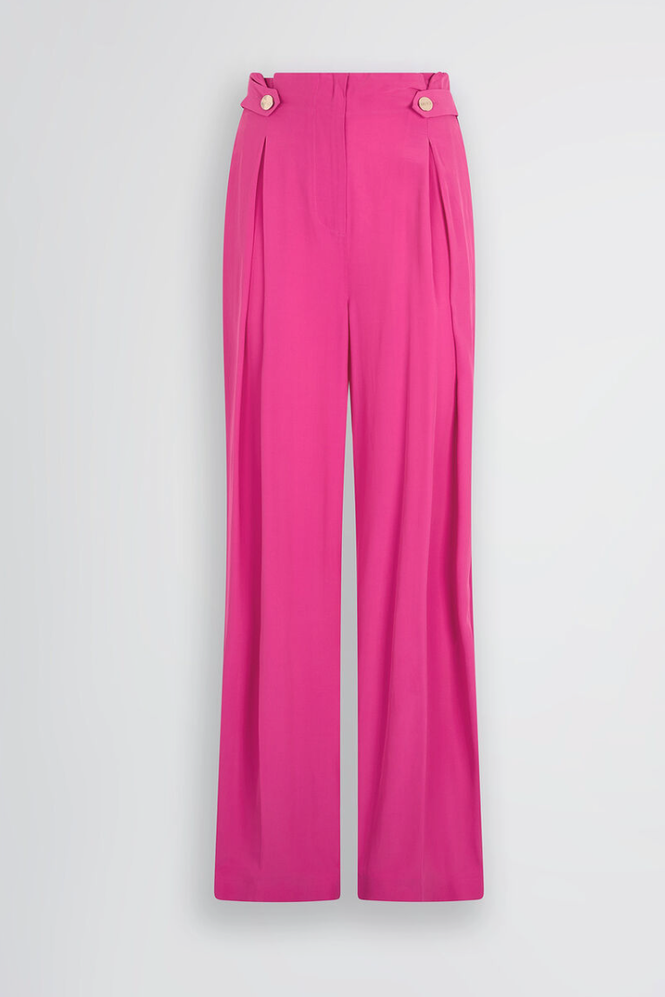 high-rise trousers