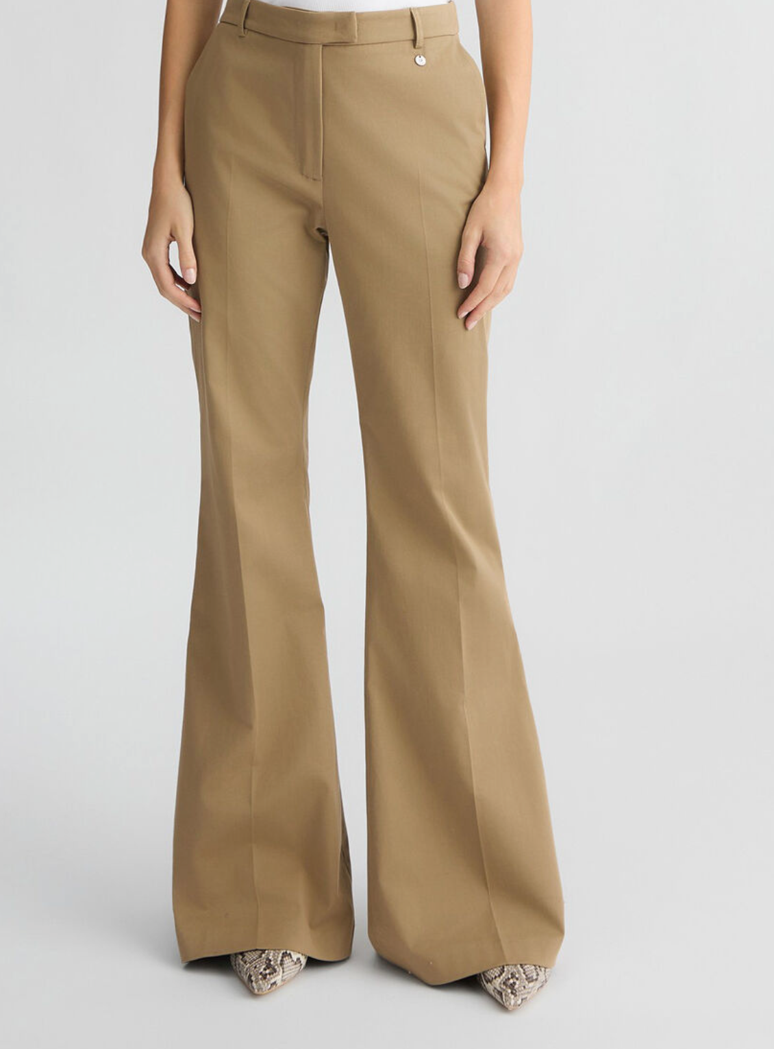 flared trousers