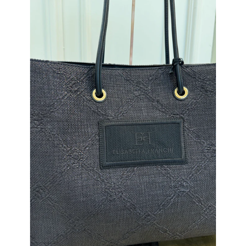 Large tote bag in jacquard raffia