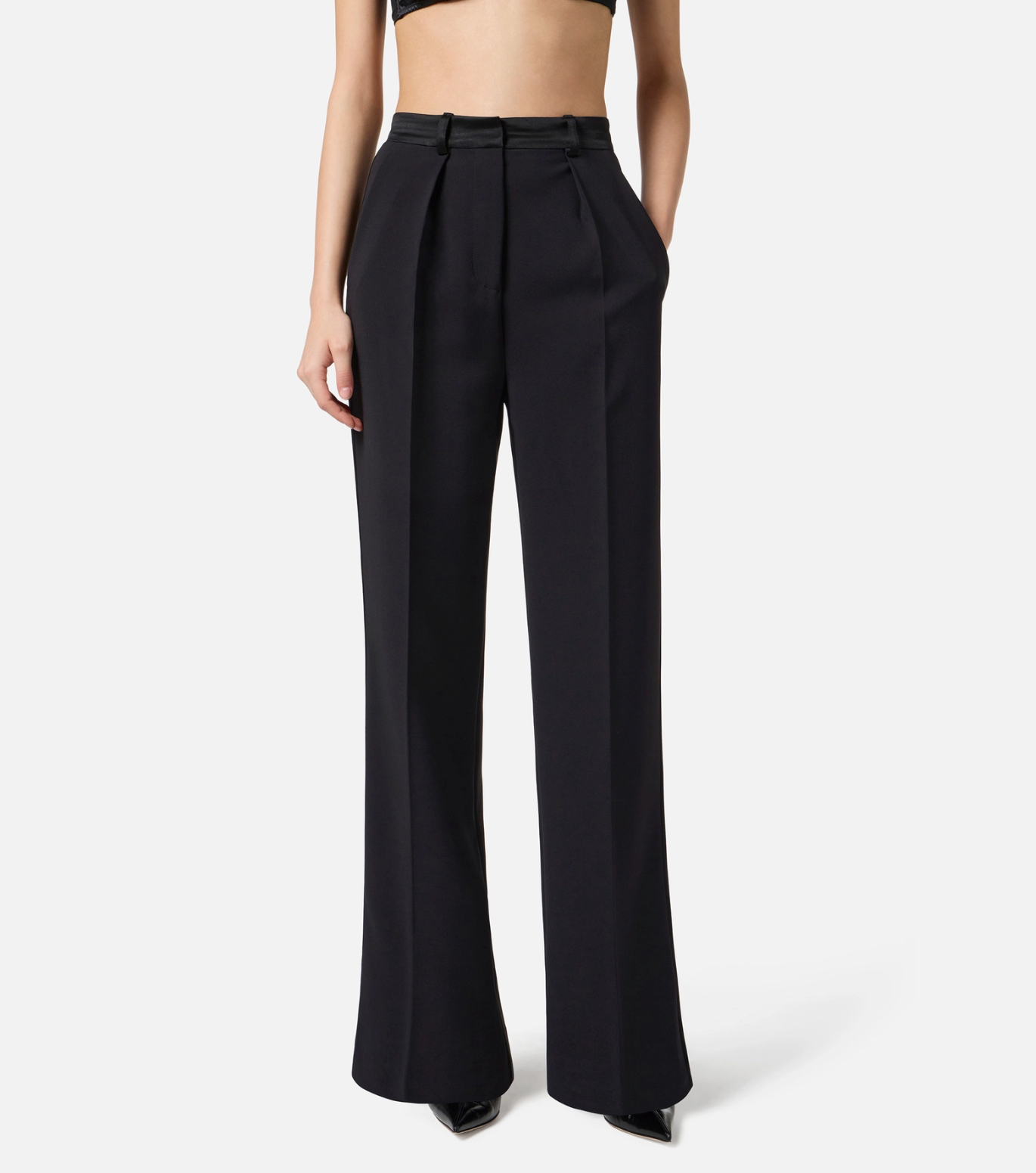 Trousers in lightweight crêpe fabric with tuxedo details