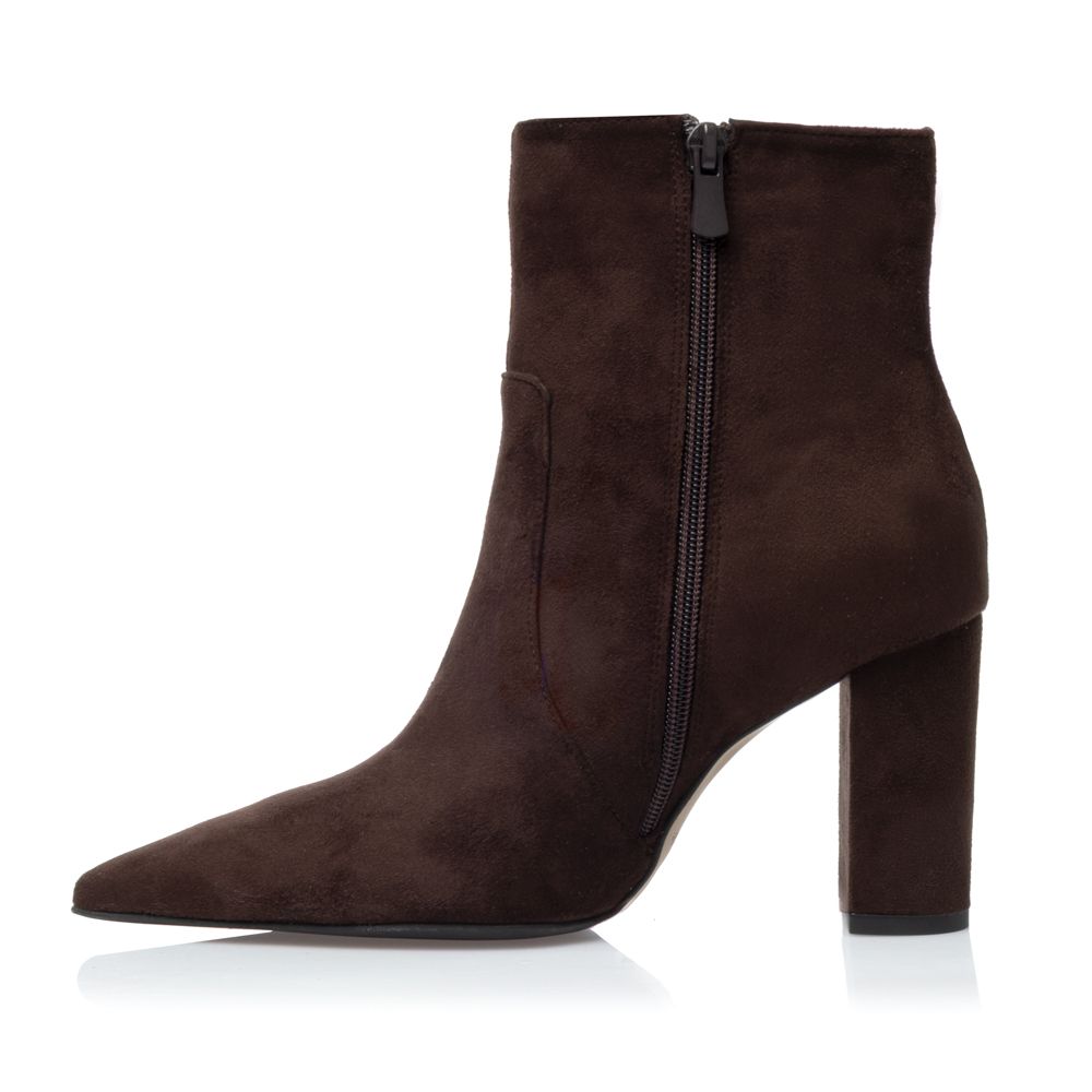 Suede Boots with Heels