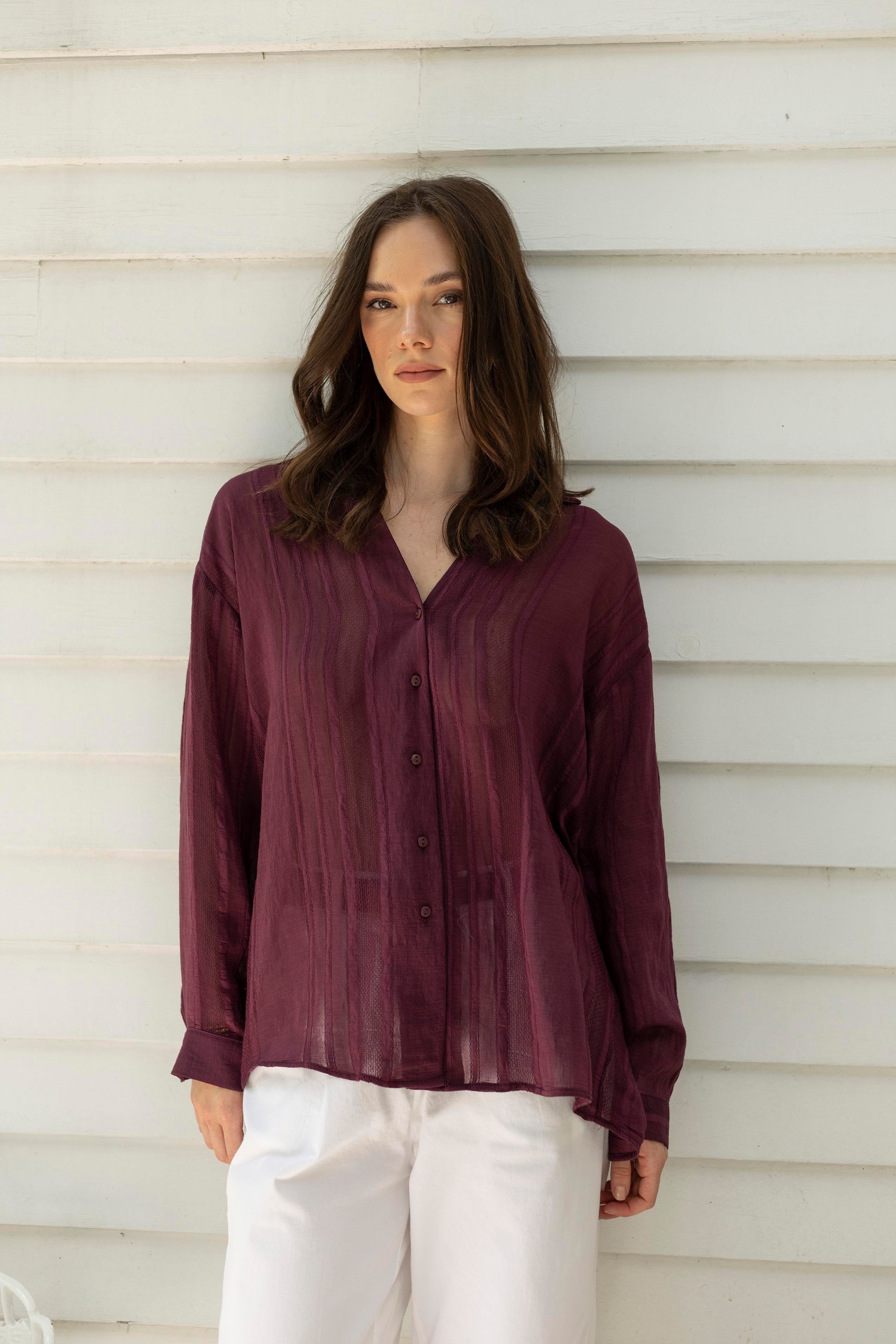 מכופתרת פסים פשטן