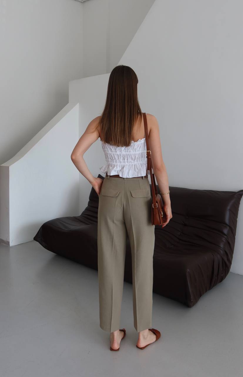 CLASSIC TROUSERS WITH CAMEL BELT