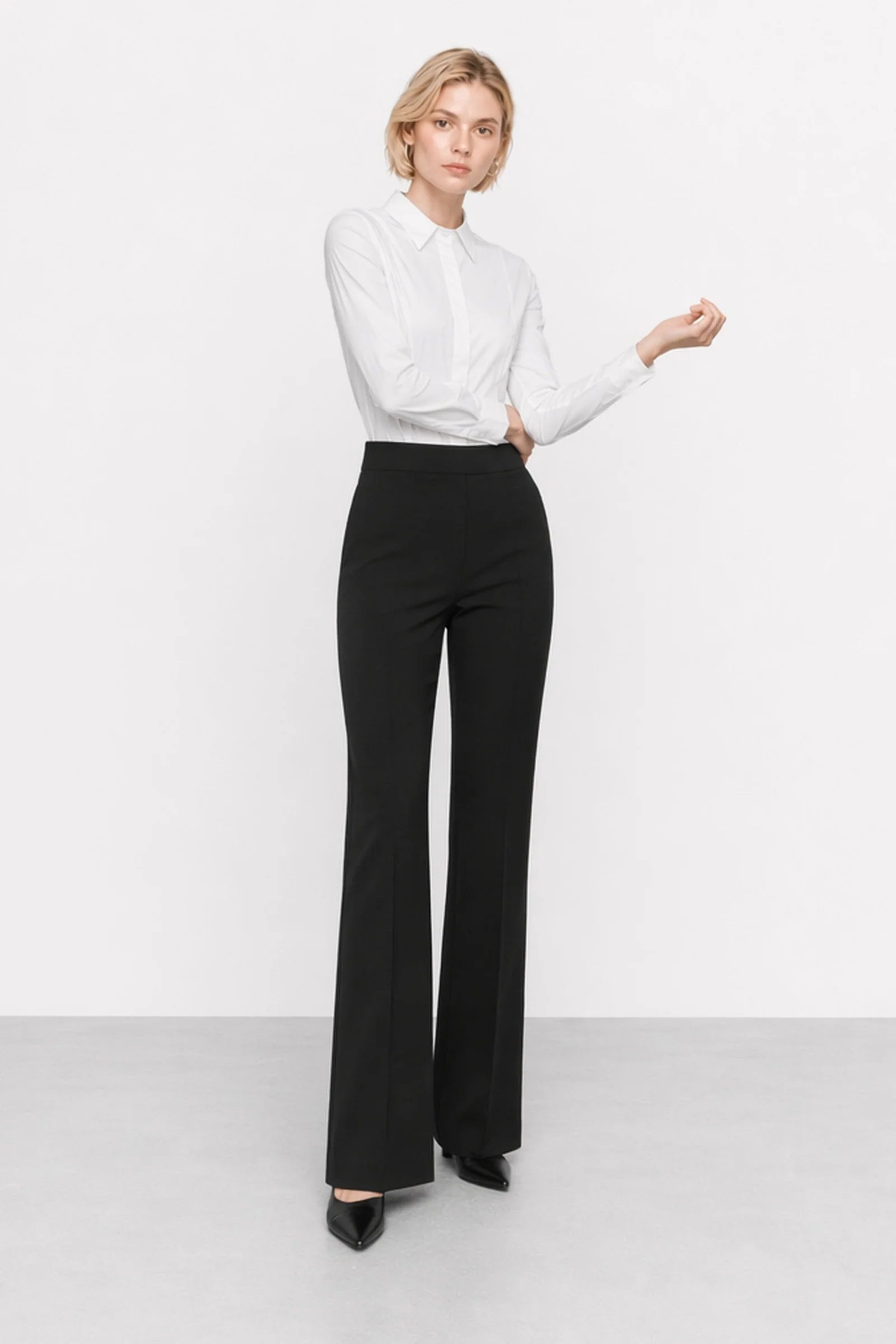 Tailored high-waisted trousers