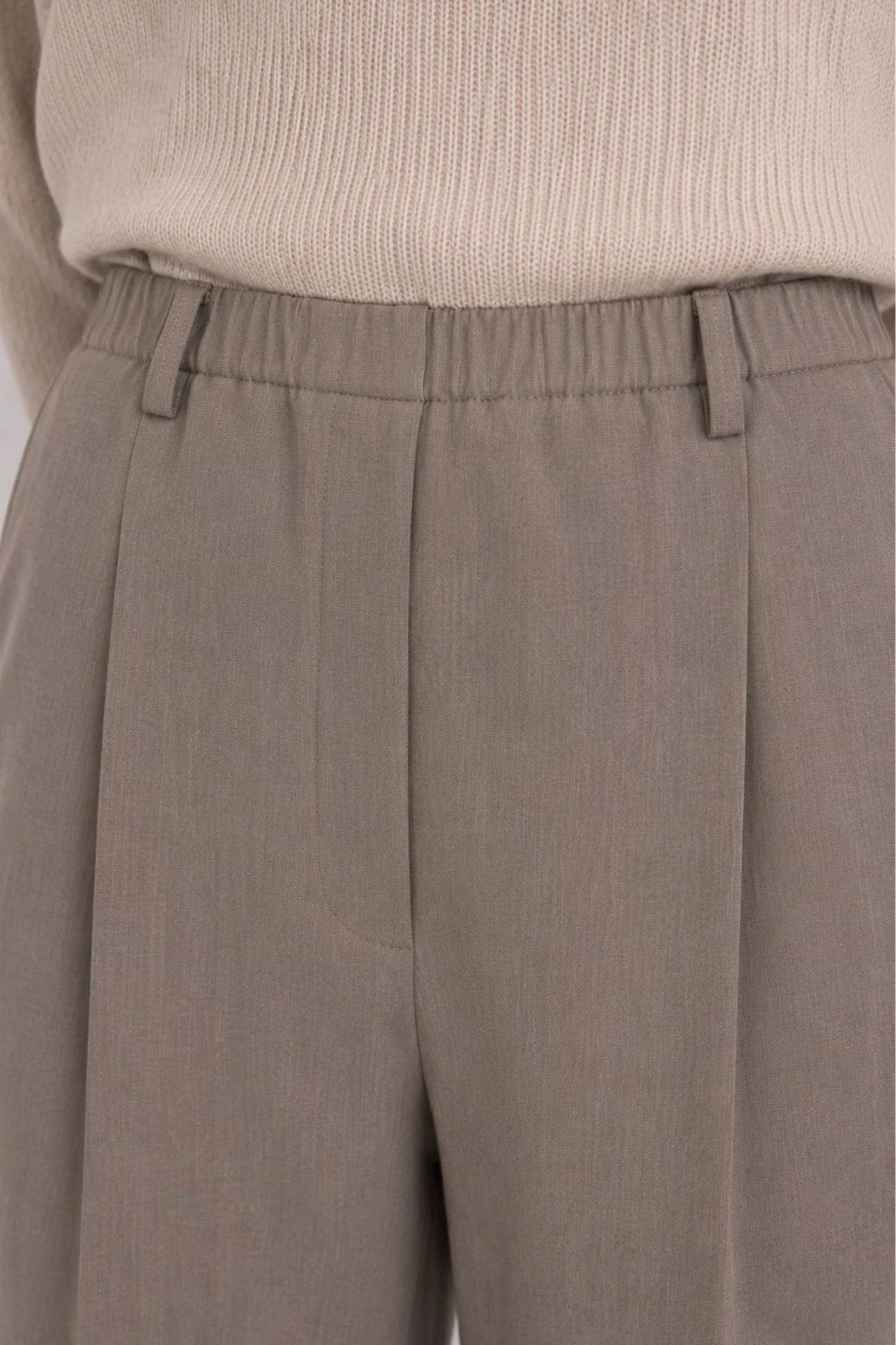 trousers with an elasticated waist