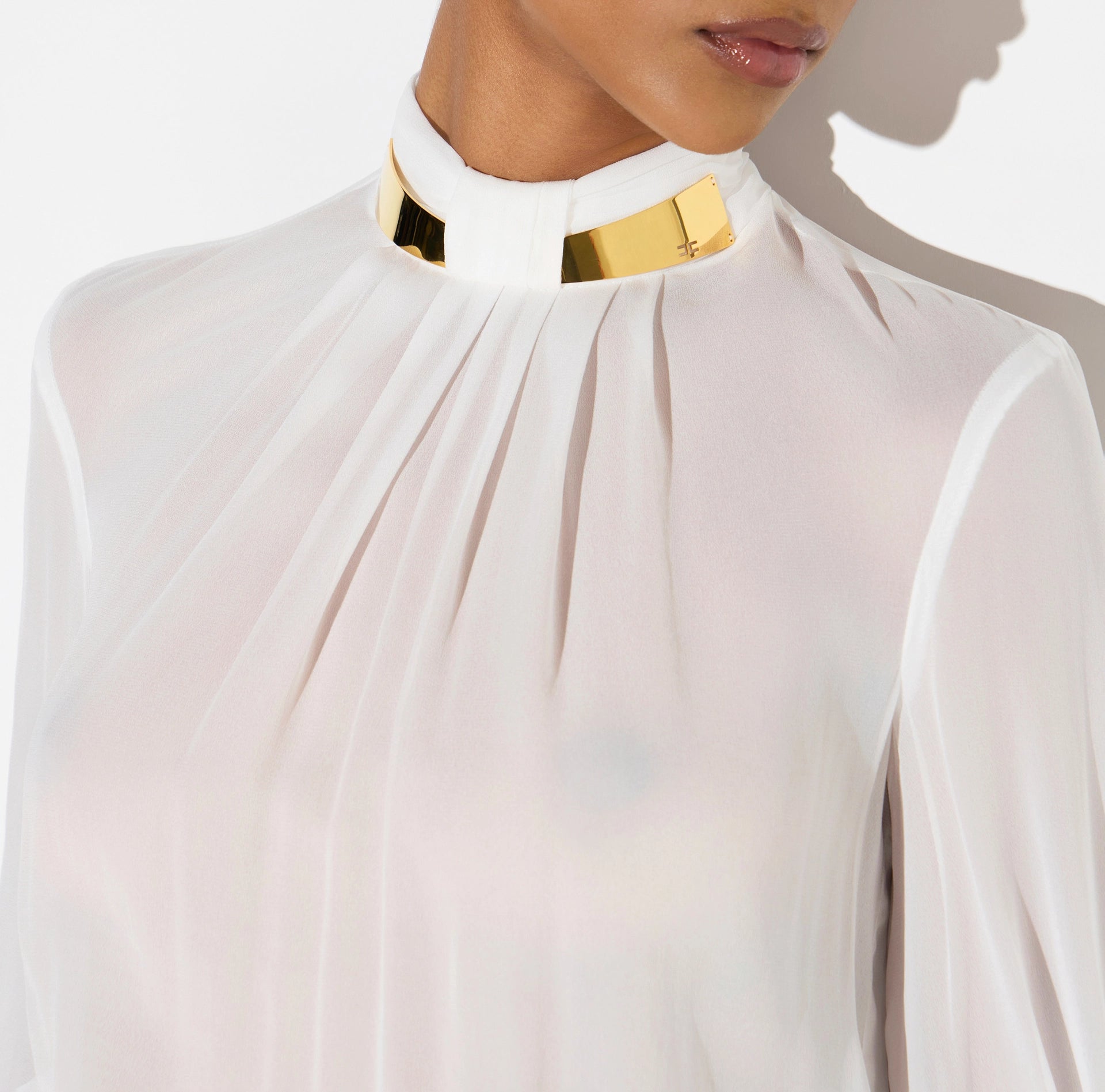 Bodysuit in georgette fabric with jewel collar