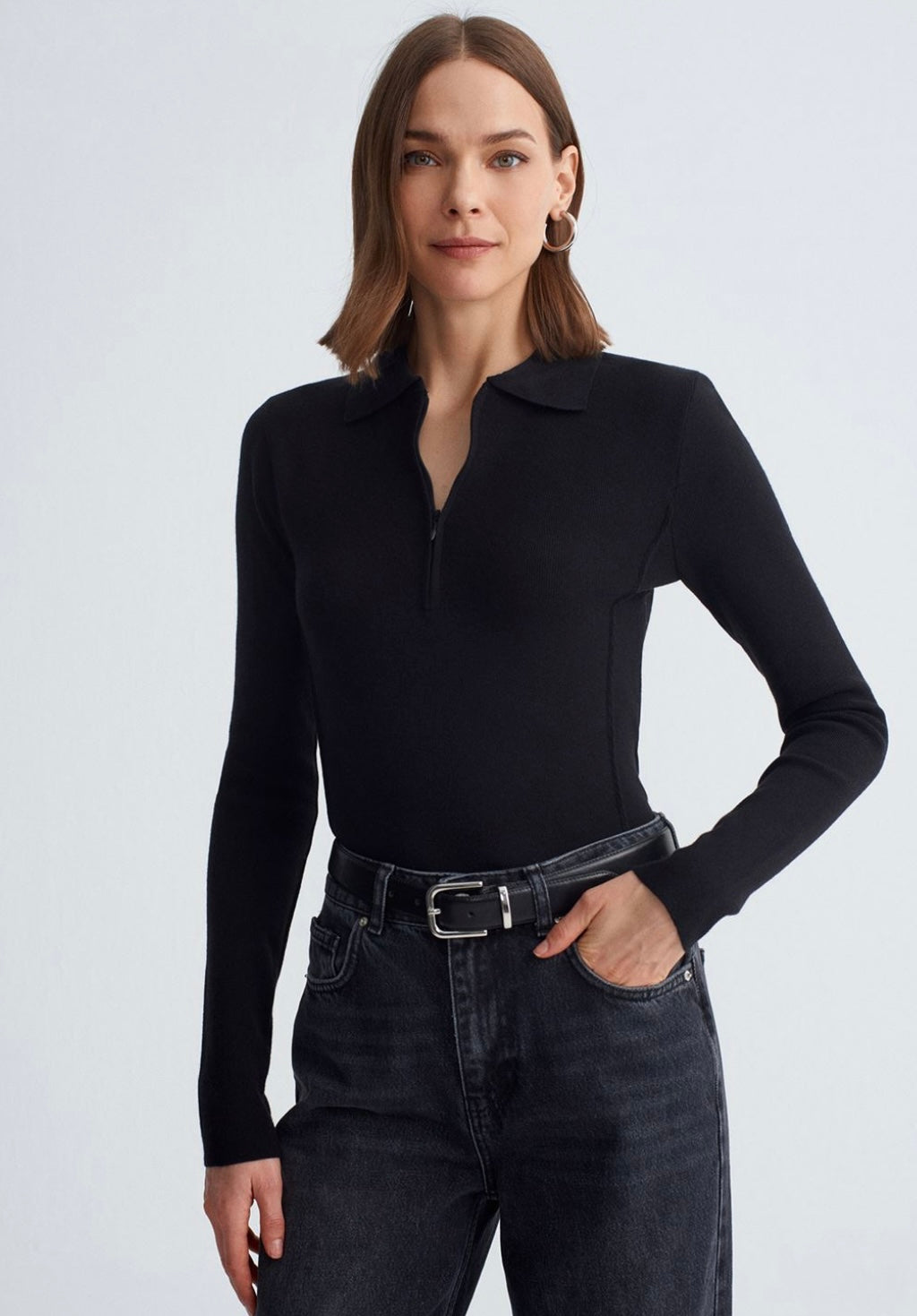 Basic top with collar