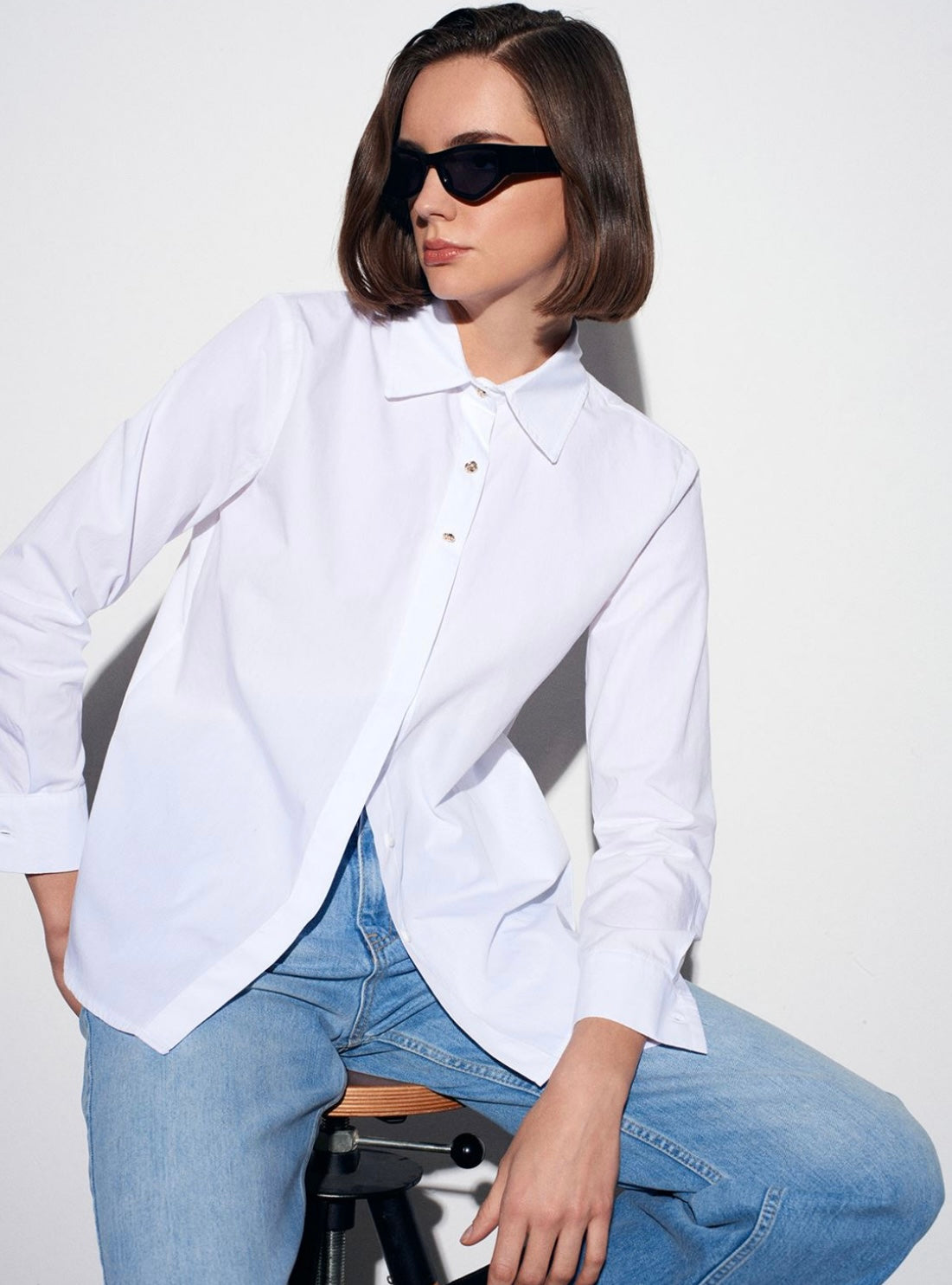 White Shirt with 3 Buttons