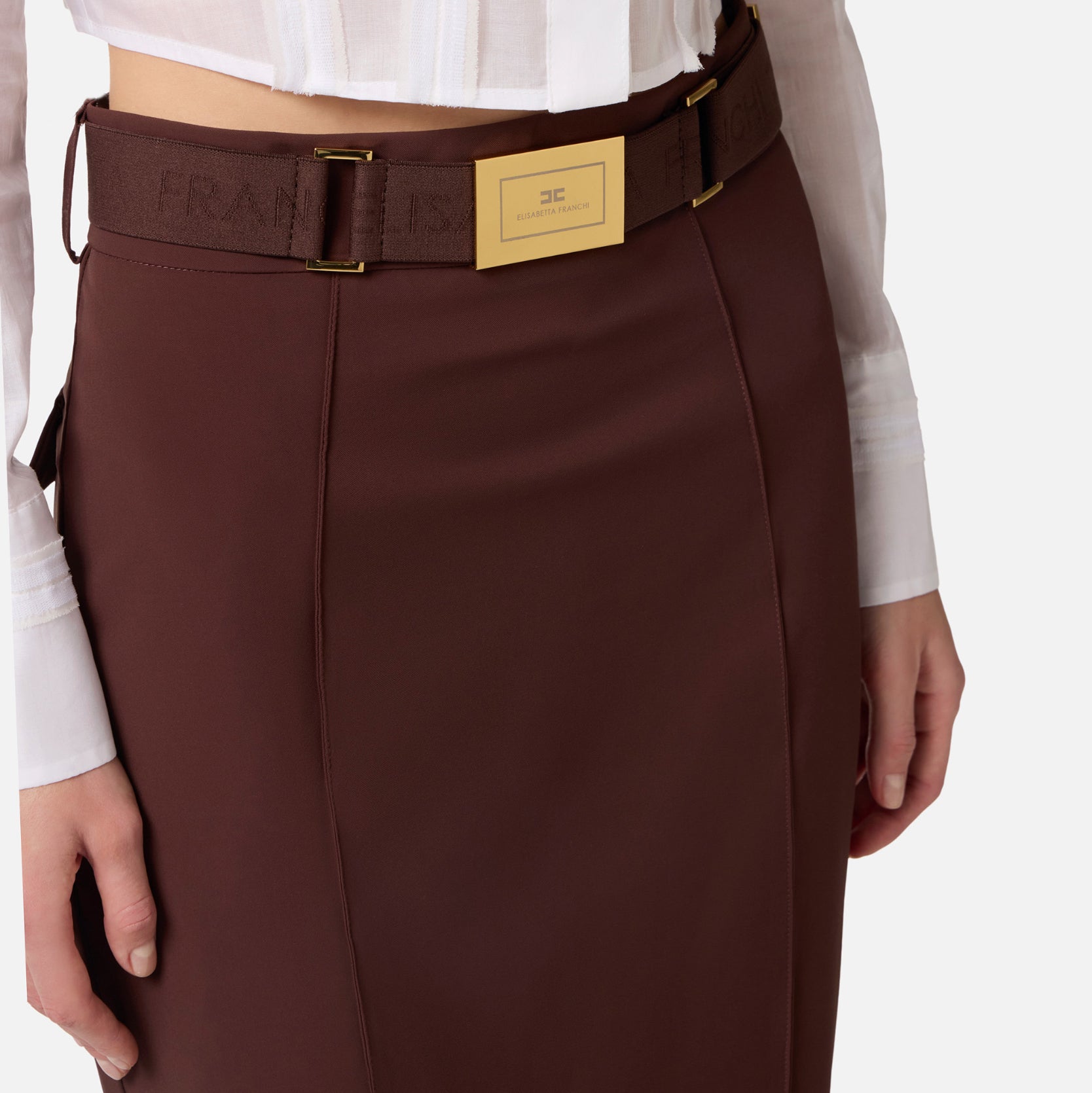 Skirt in technical bi-elastic fabric with belt