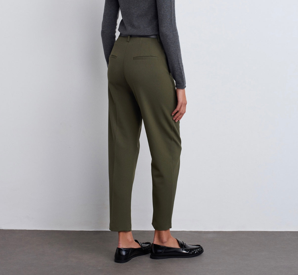 מכנס אלגנט עם חגורה