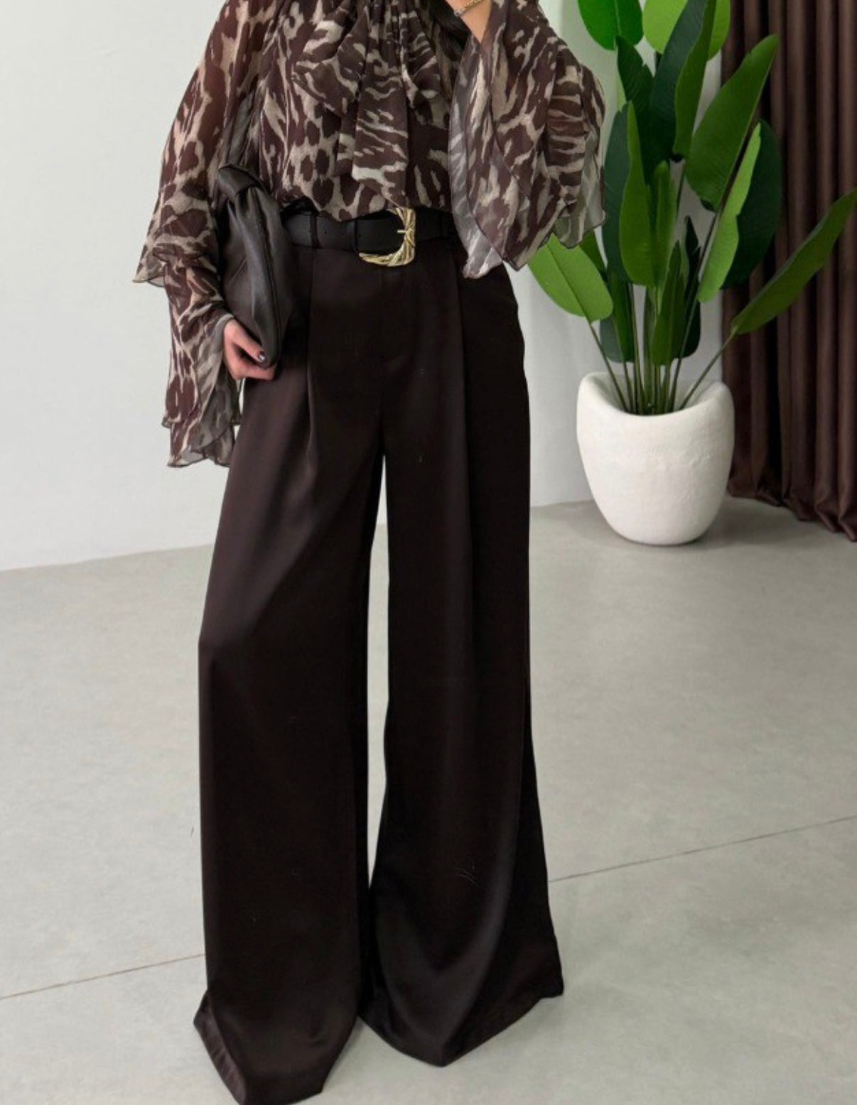 Satin trousers with wide belt