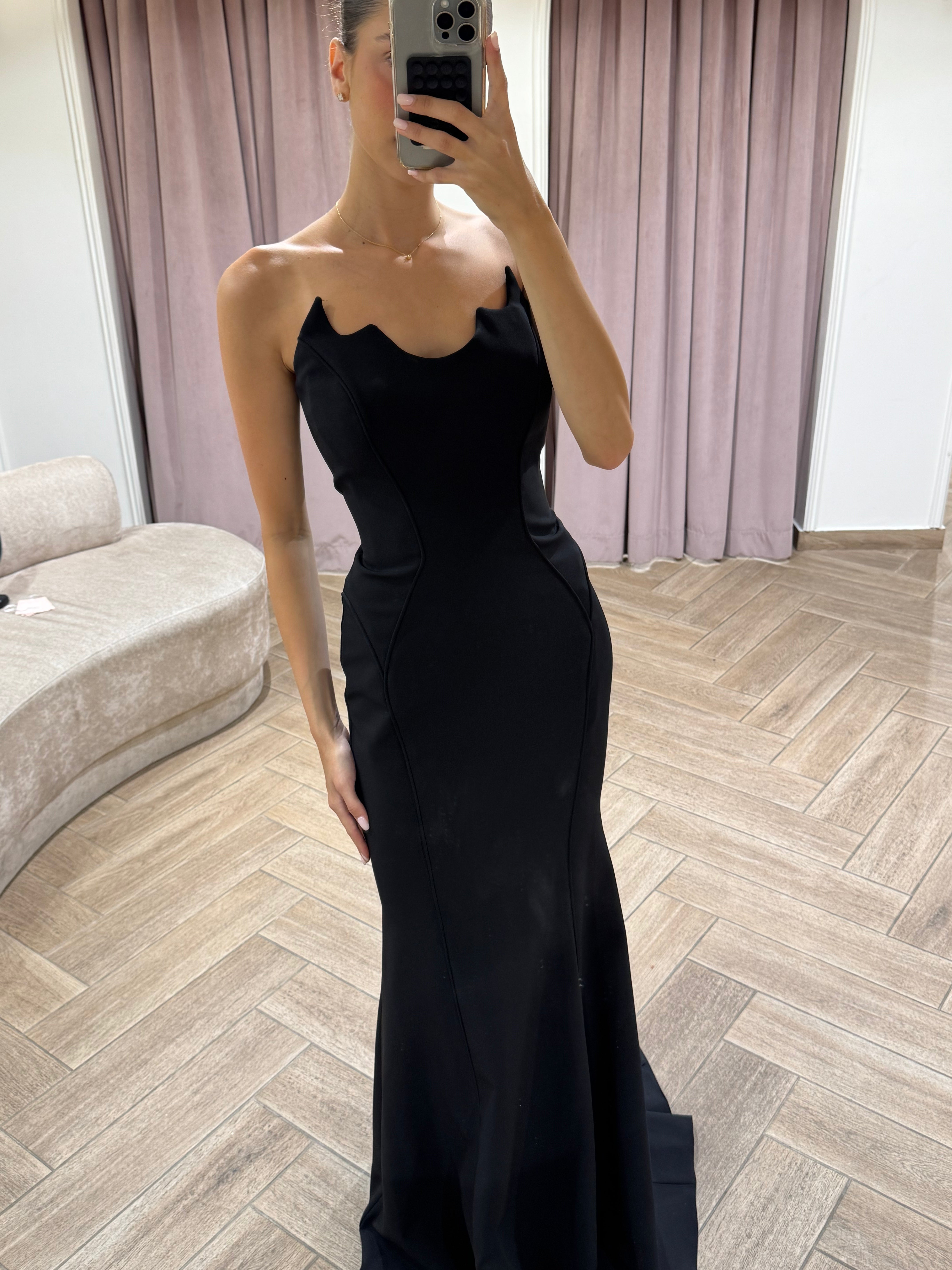 שמלה סטרפלס שפיצים