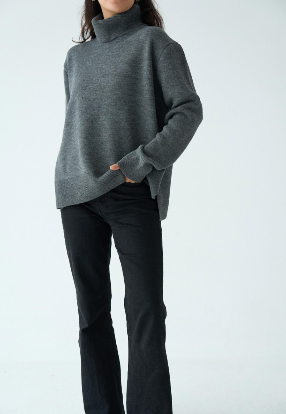 Oversized Knit blouse