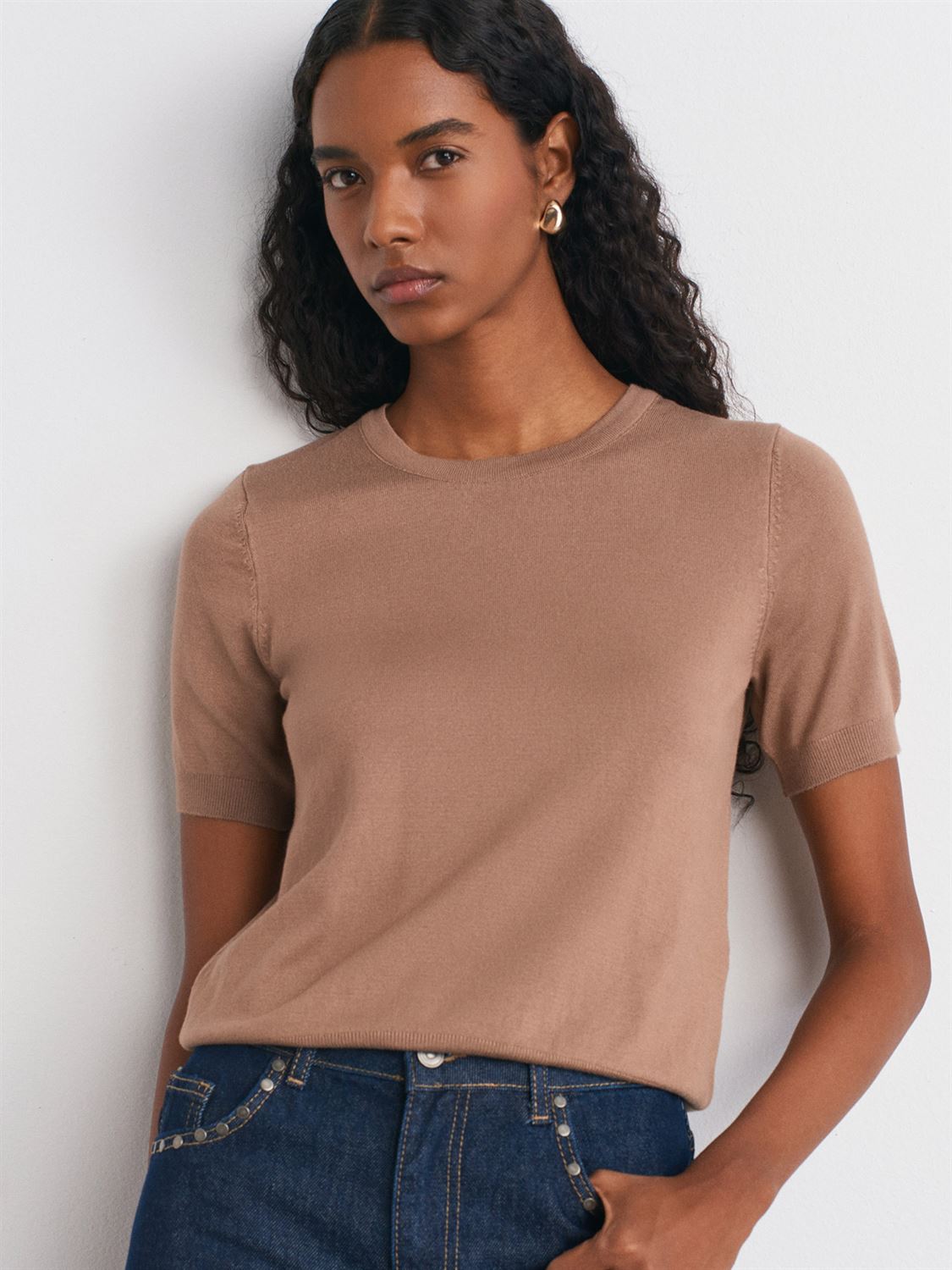 Short sleeve Light Knit Blouse