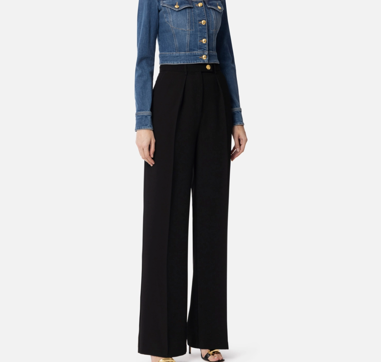 Flowing crêpe trousers with golden buttons