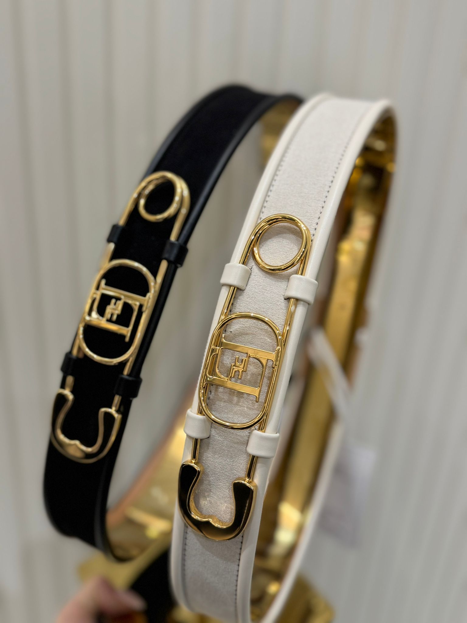 leather plaque belt