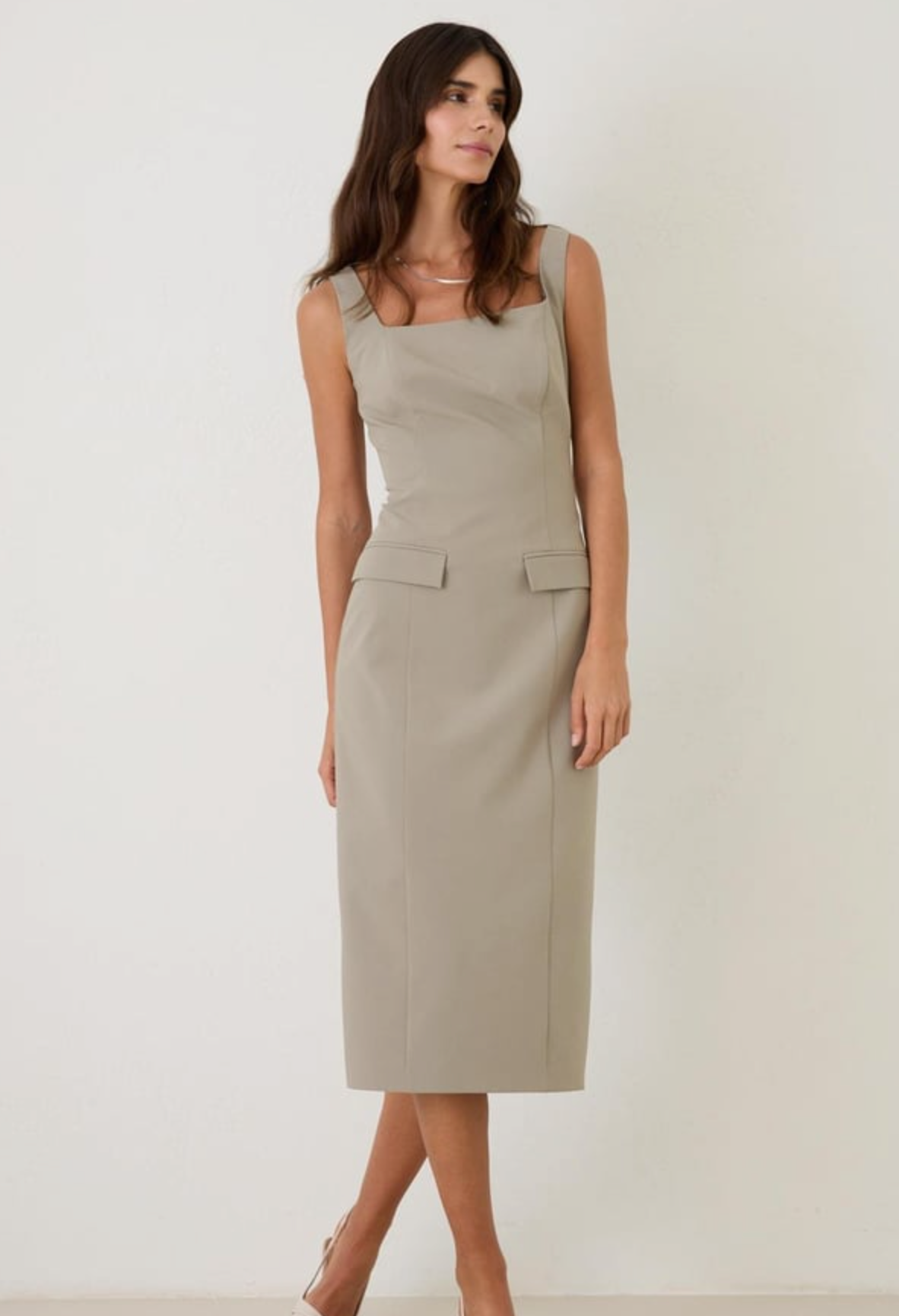 Midi classic dress with pockets