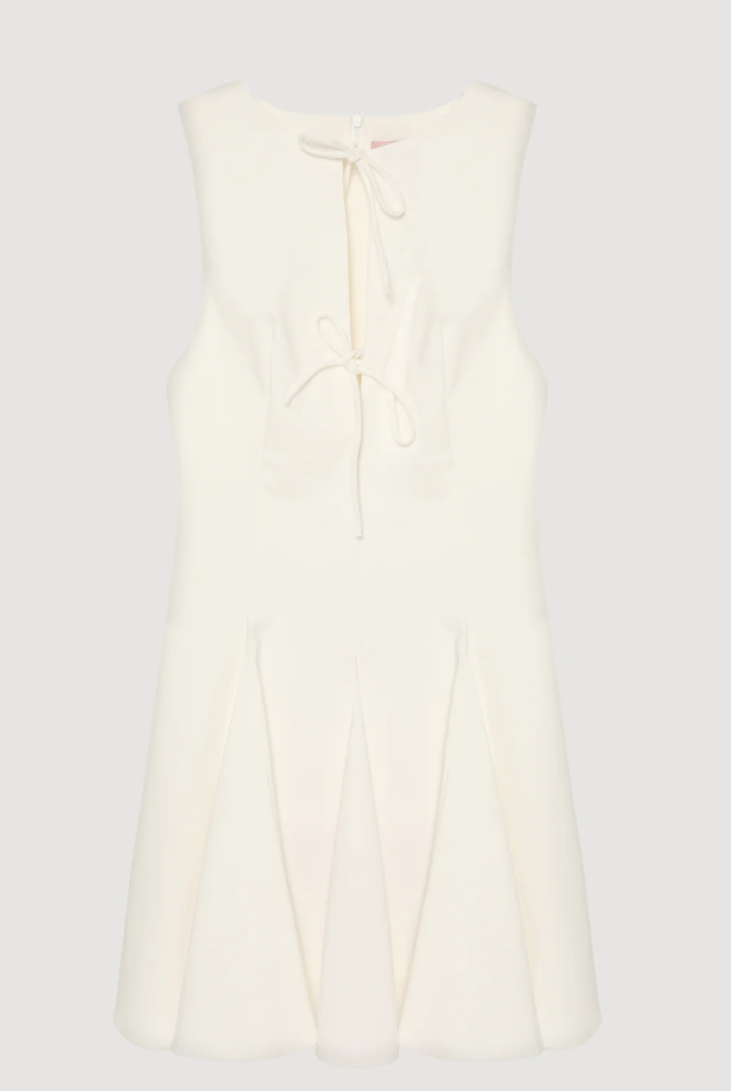 bow detailed dress