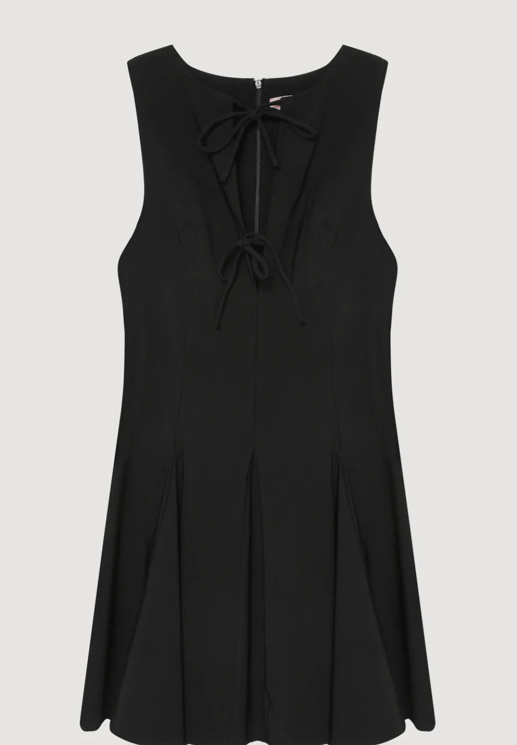 bow detailed dress