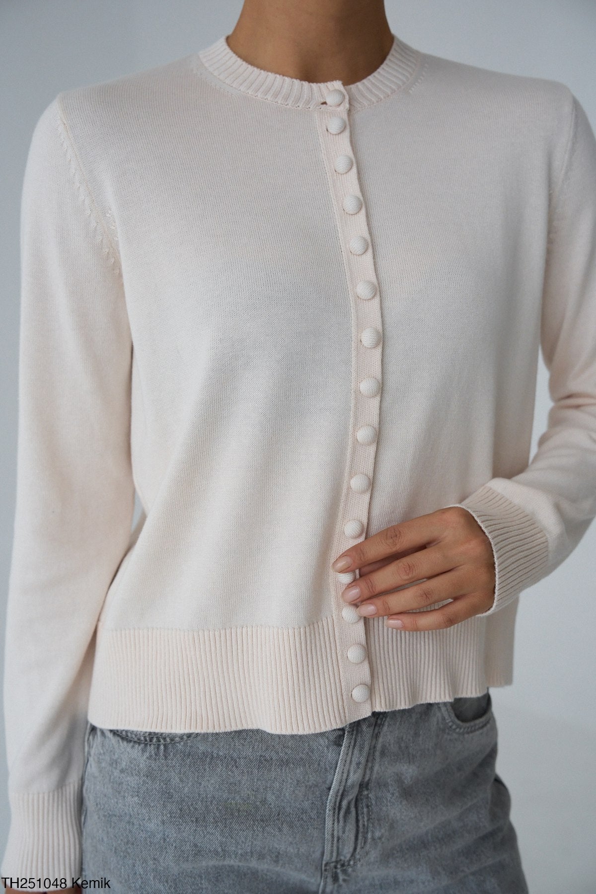 Classic Buttoned Cardigan