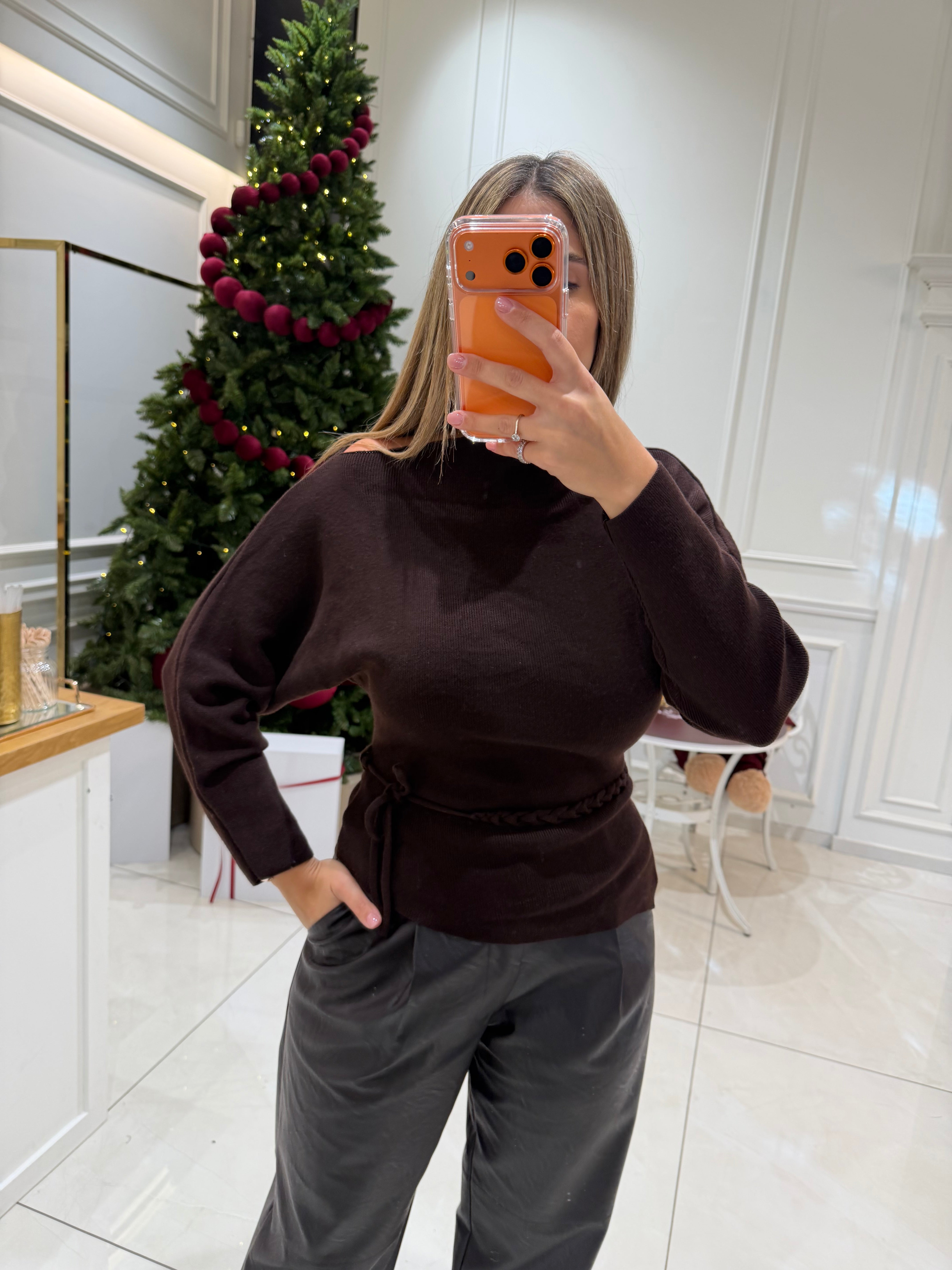 Knit offshoulder Blouse