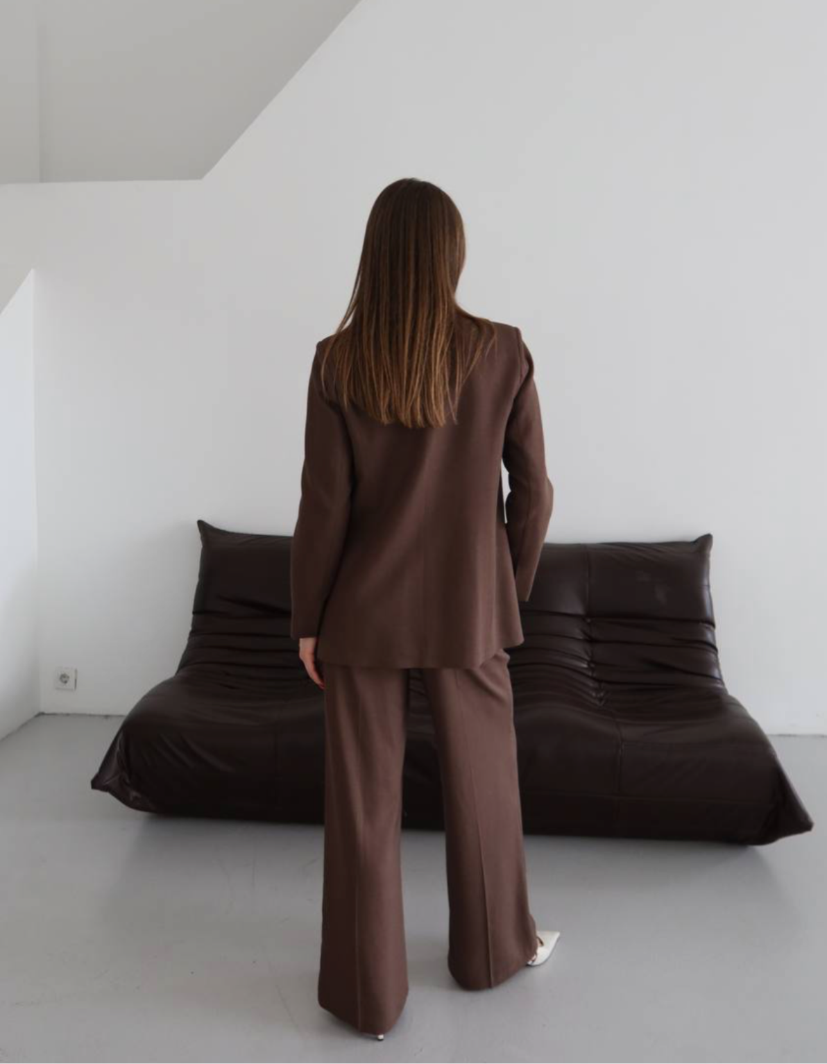 Linen Suit With Tie