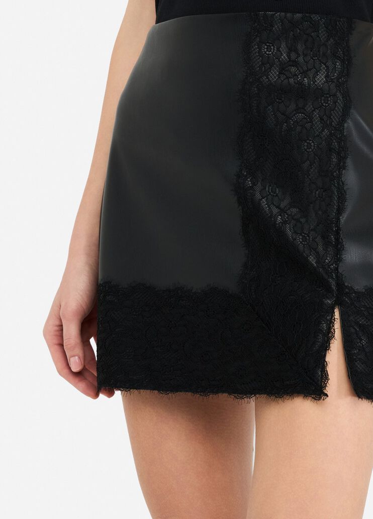 Miniskirt with lace
