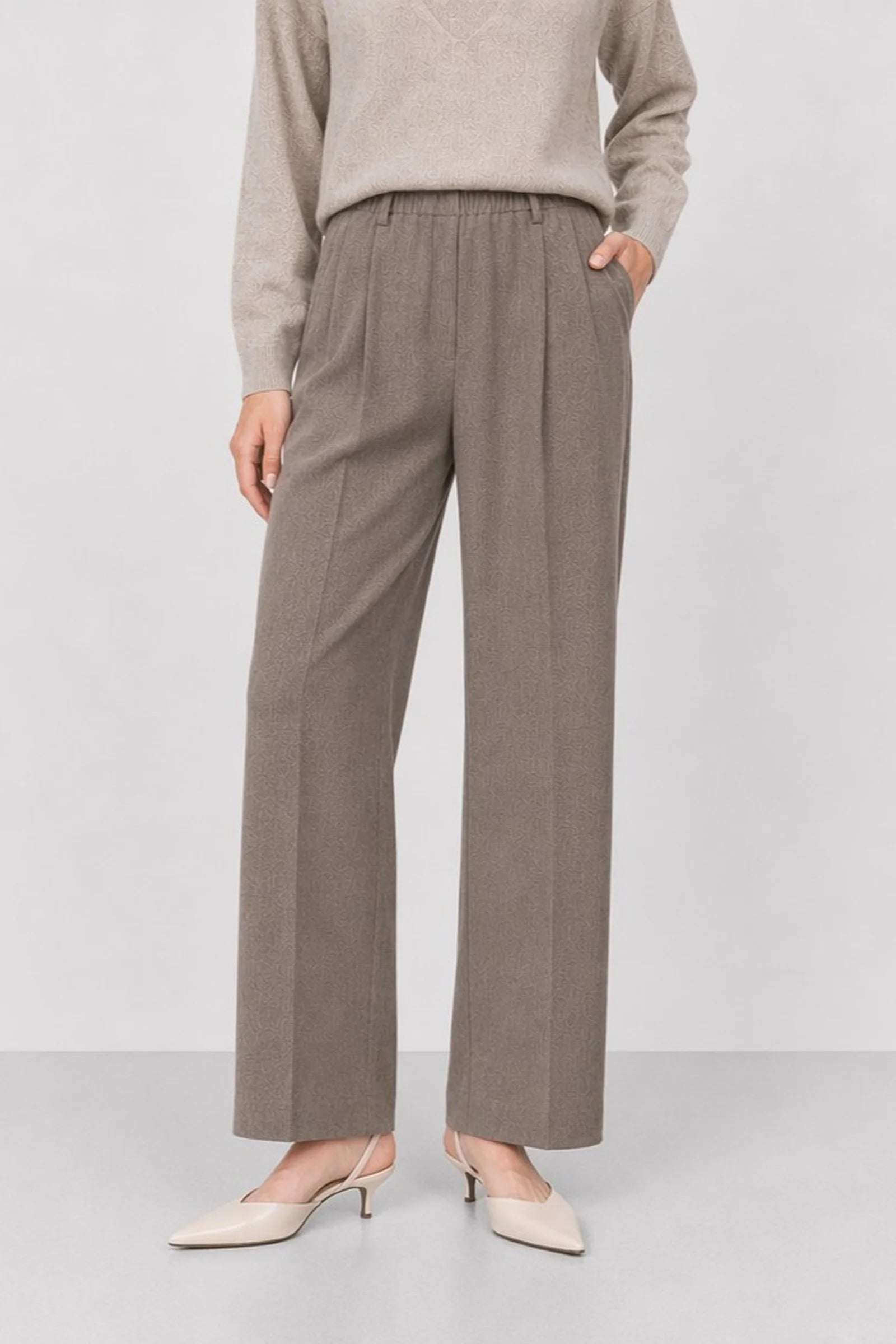 trousers with an elasticated waist