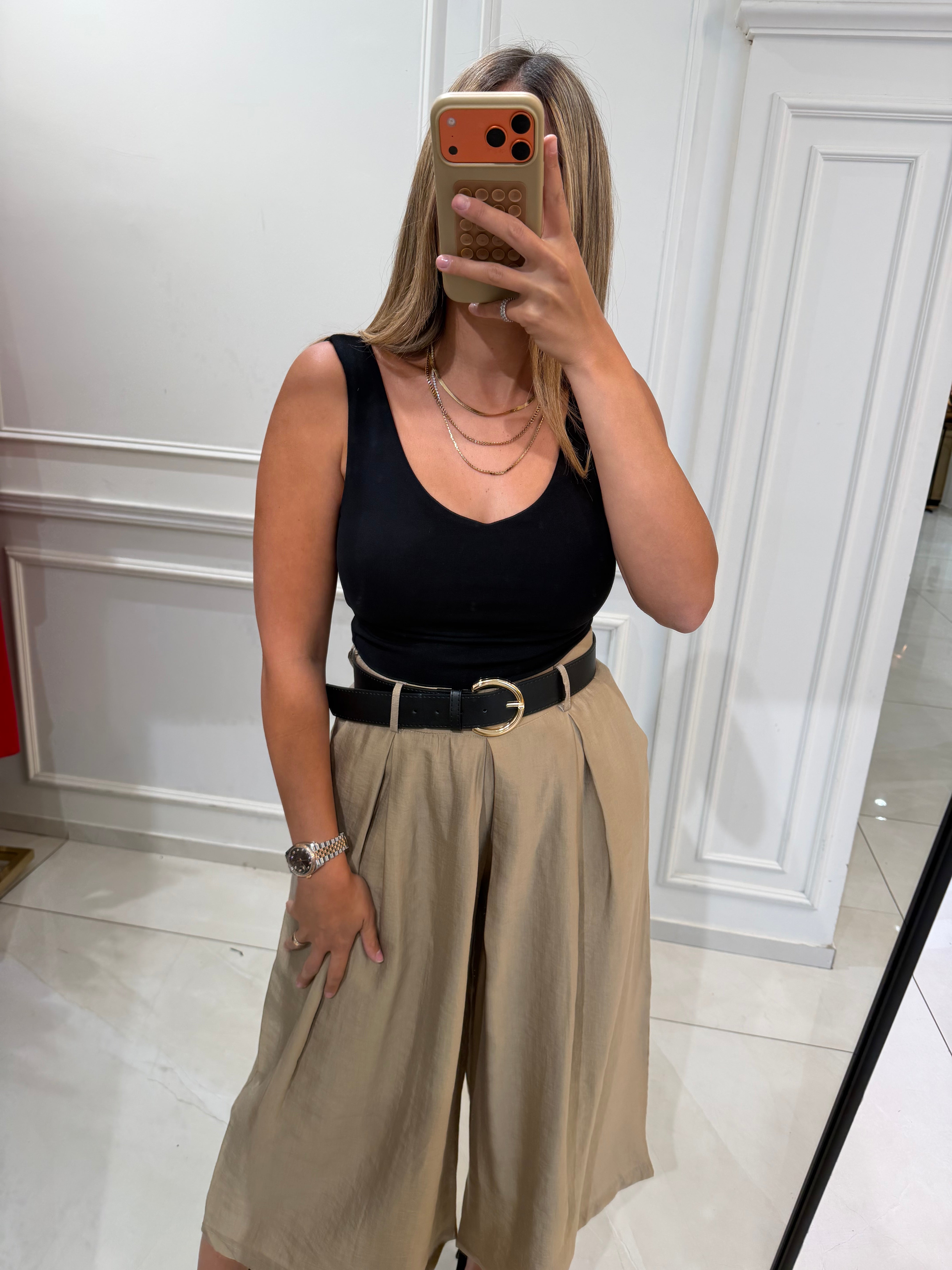 V top