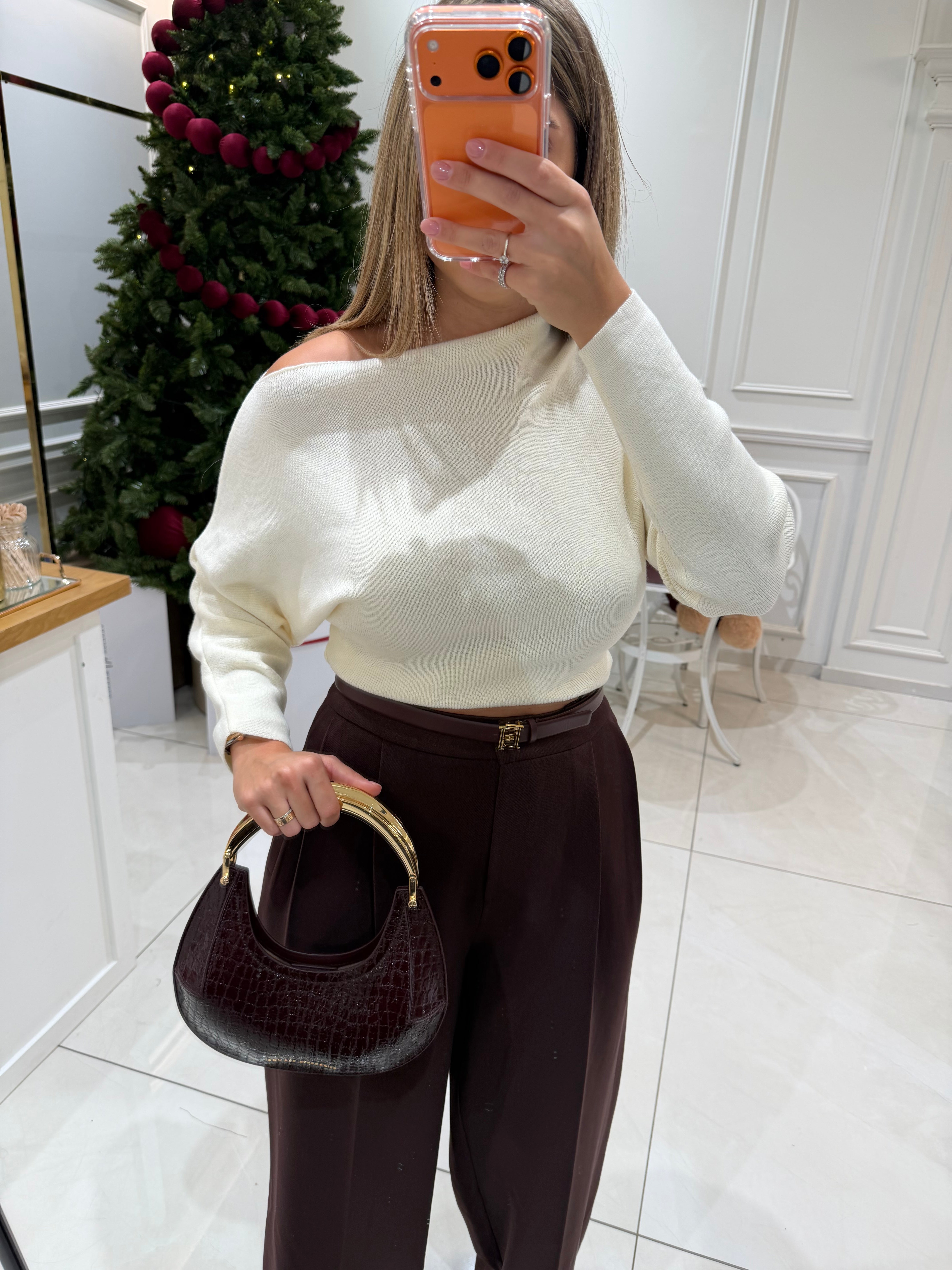 Knit offshoulder Blouse