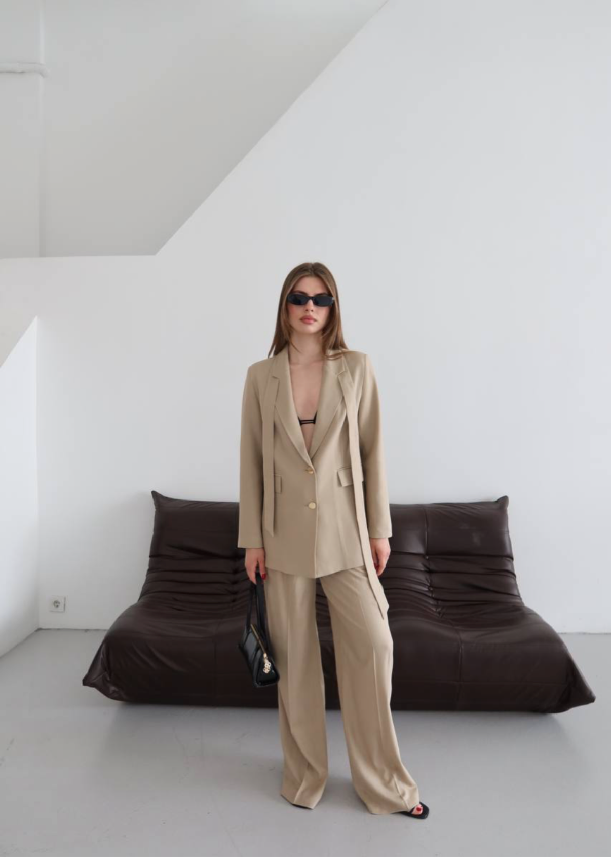 Linen Suit With Tie