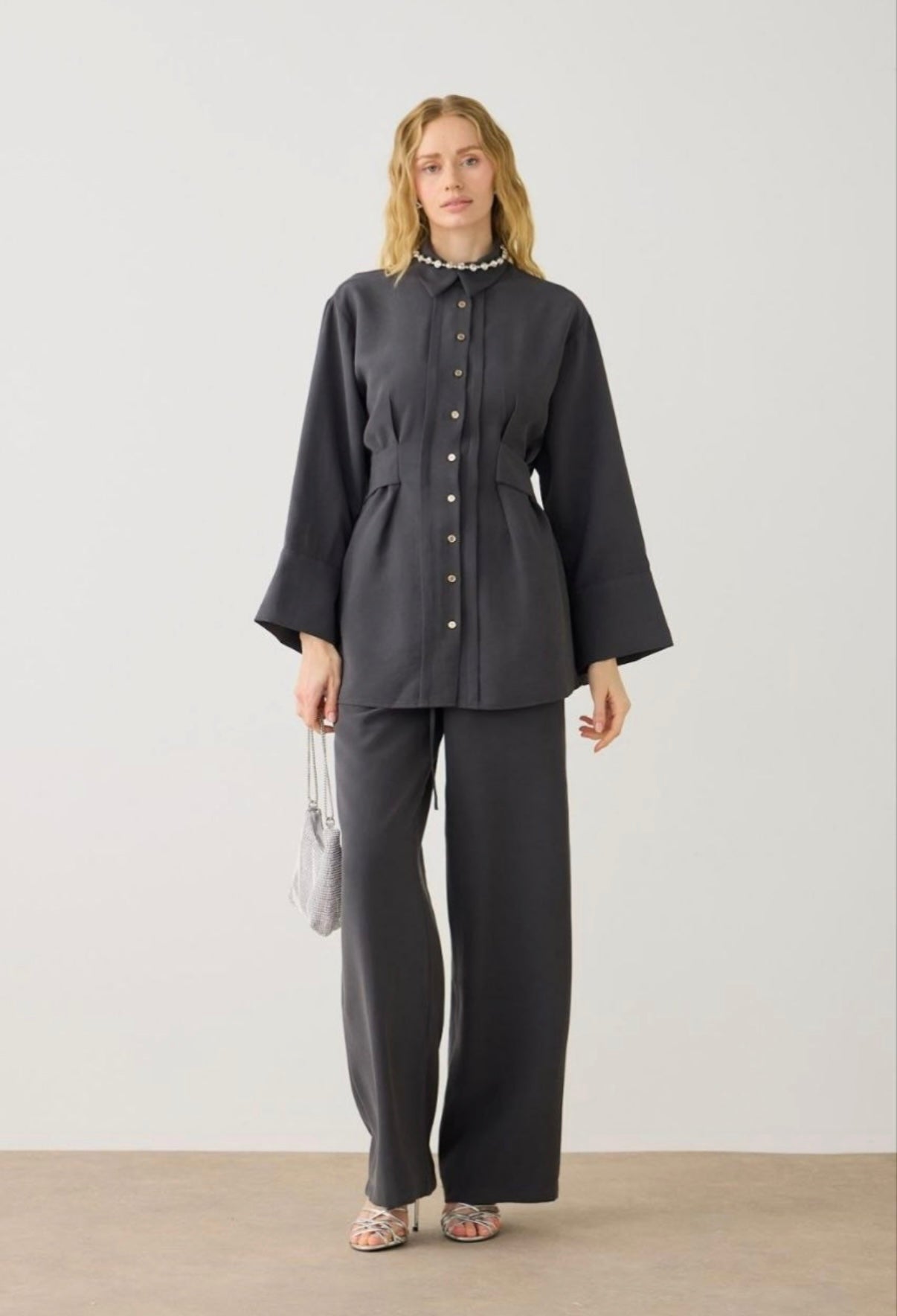 The Tailored Ease Set