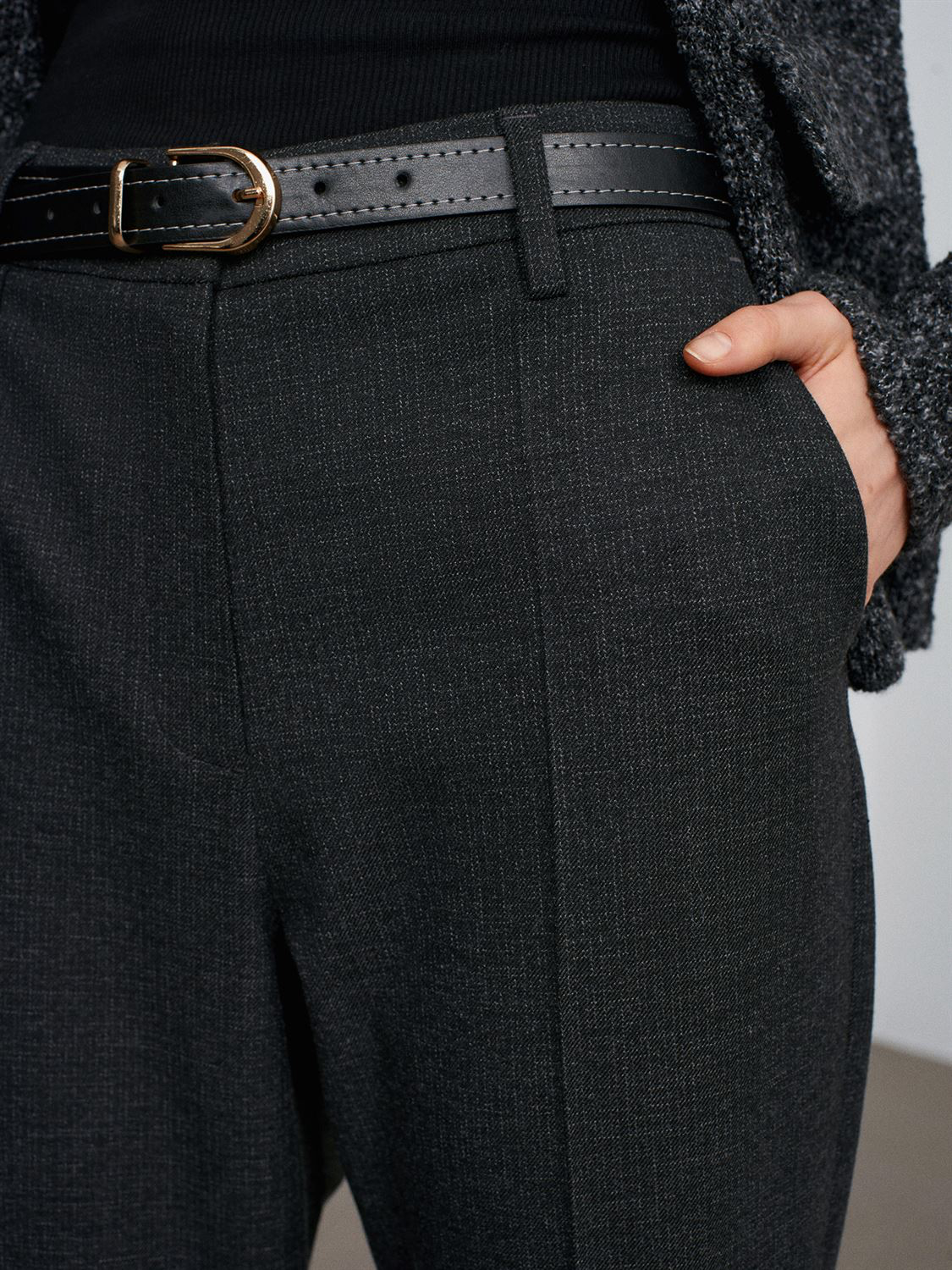 Straight Pants with belt