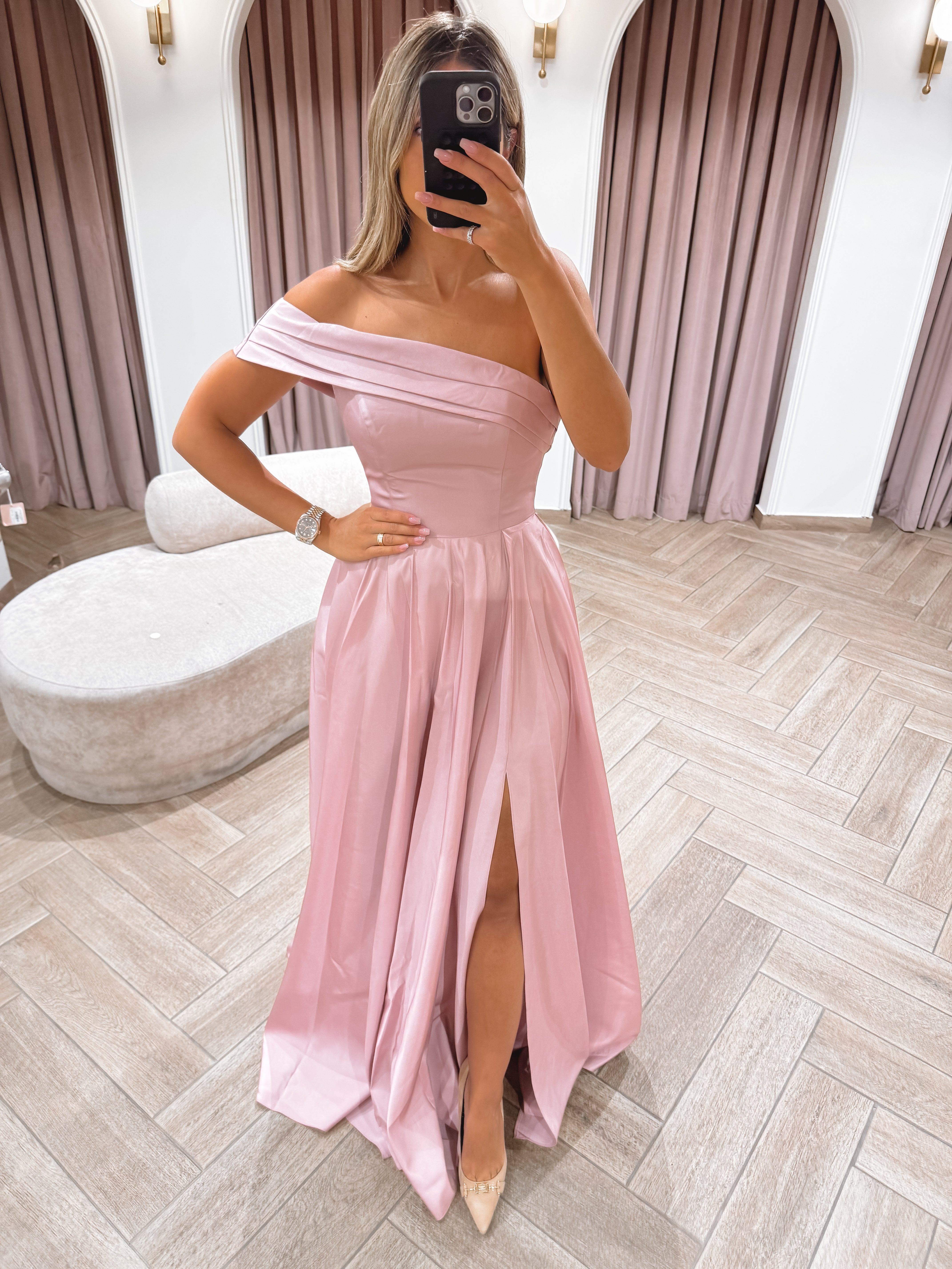 Dress 6134