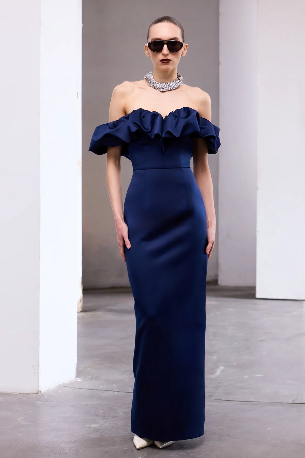 NOCTURNA SATIN GOWN